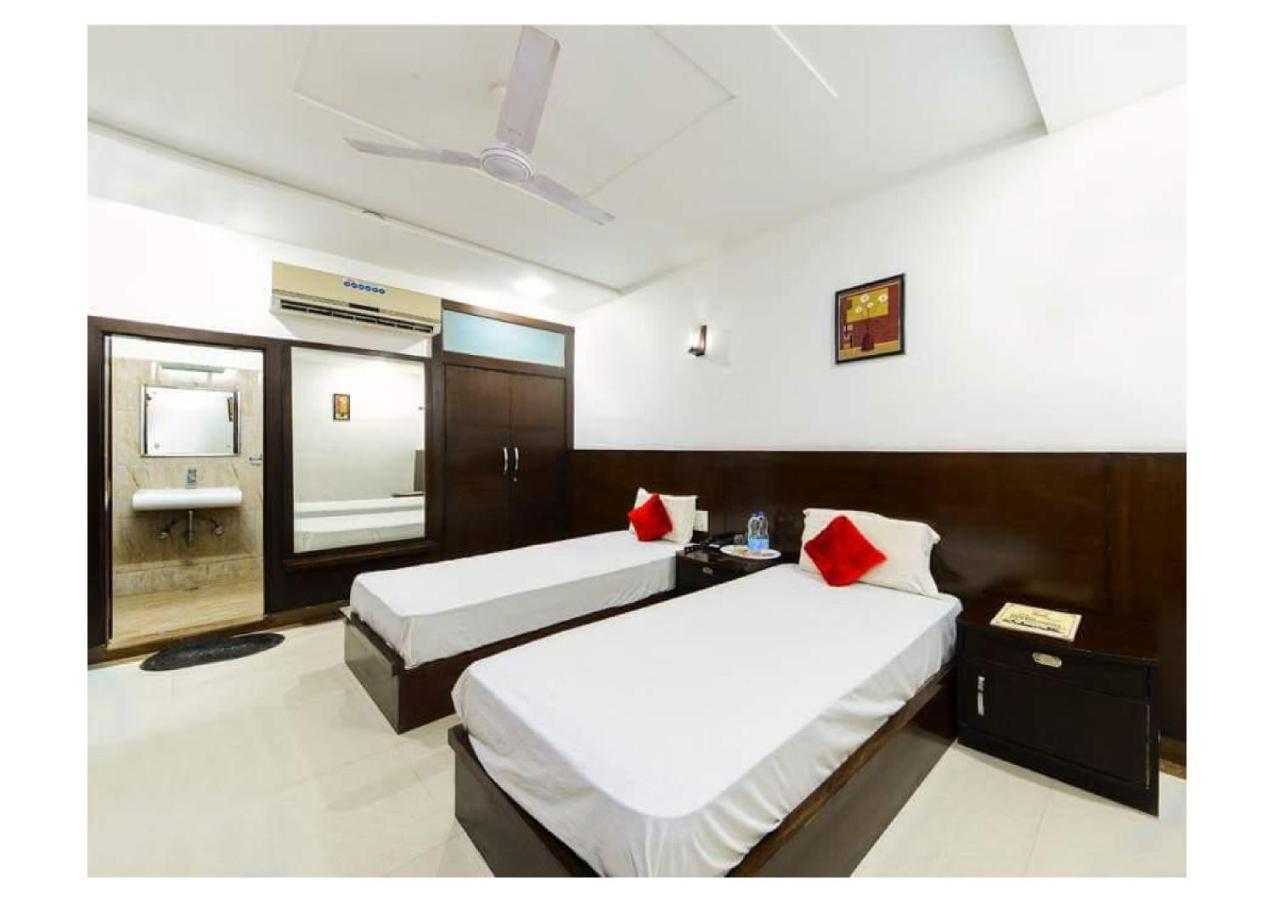 Dazzling East Gate Hotell Agra  Exteriör bild