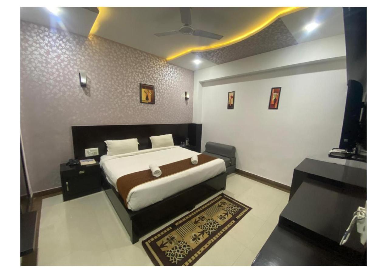 Dazzling East Gate Hotell Agra  Exteriör bild
