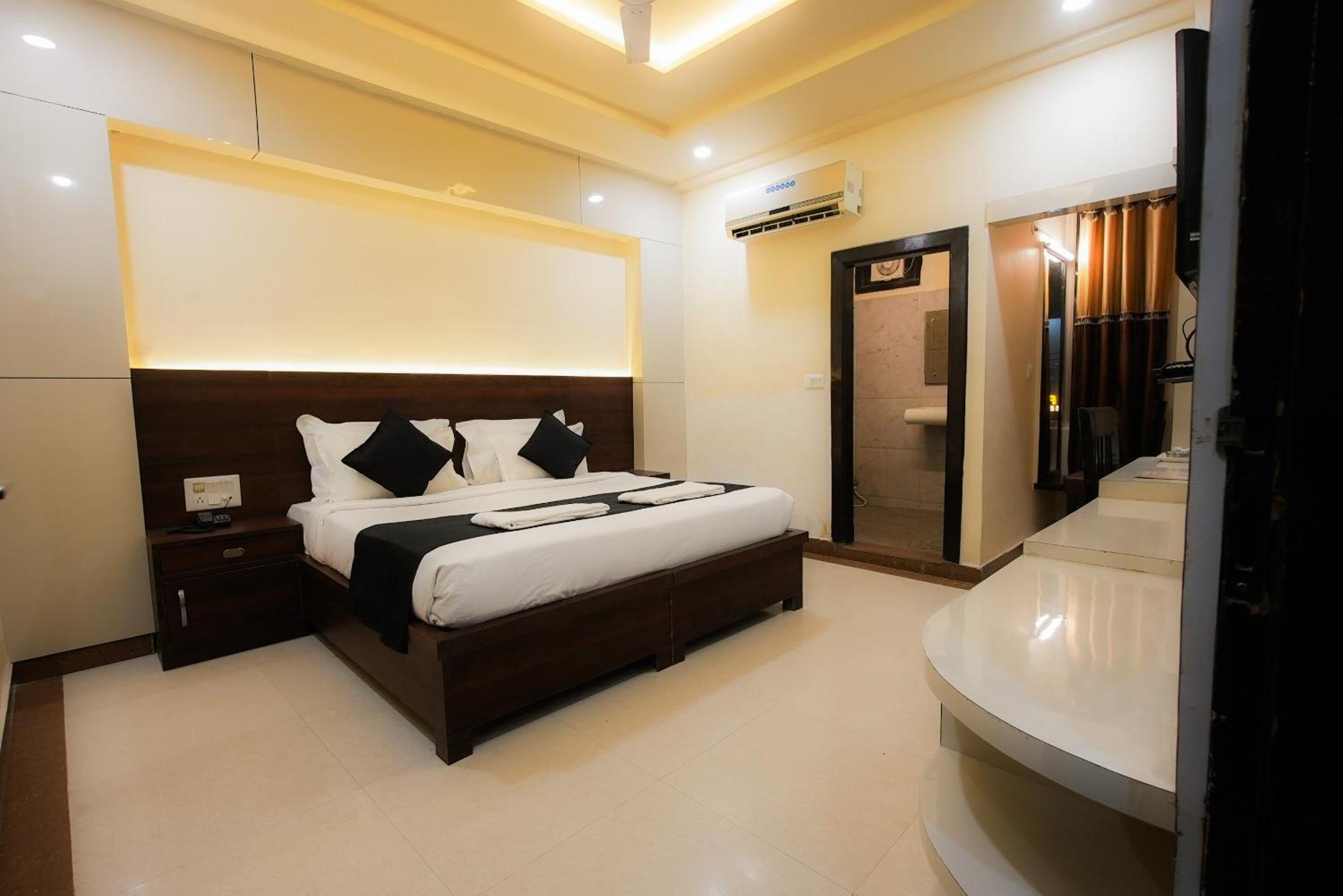 Dazzling East Gate Hotell Agra  Exteriör bild
