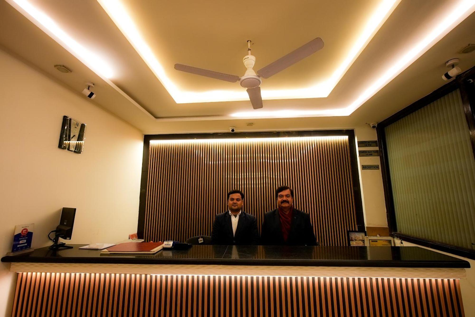 Dazzling East Gate Hotell Agra  Exteriör bild