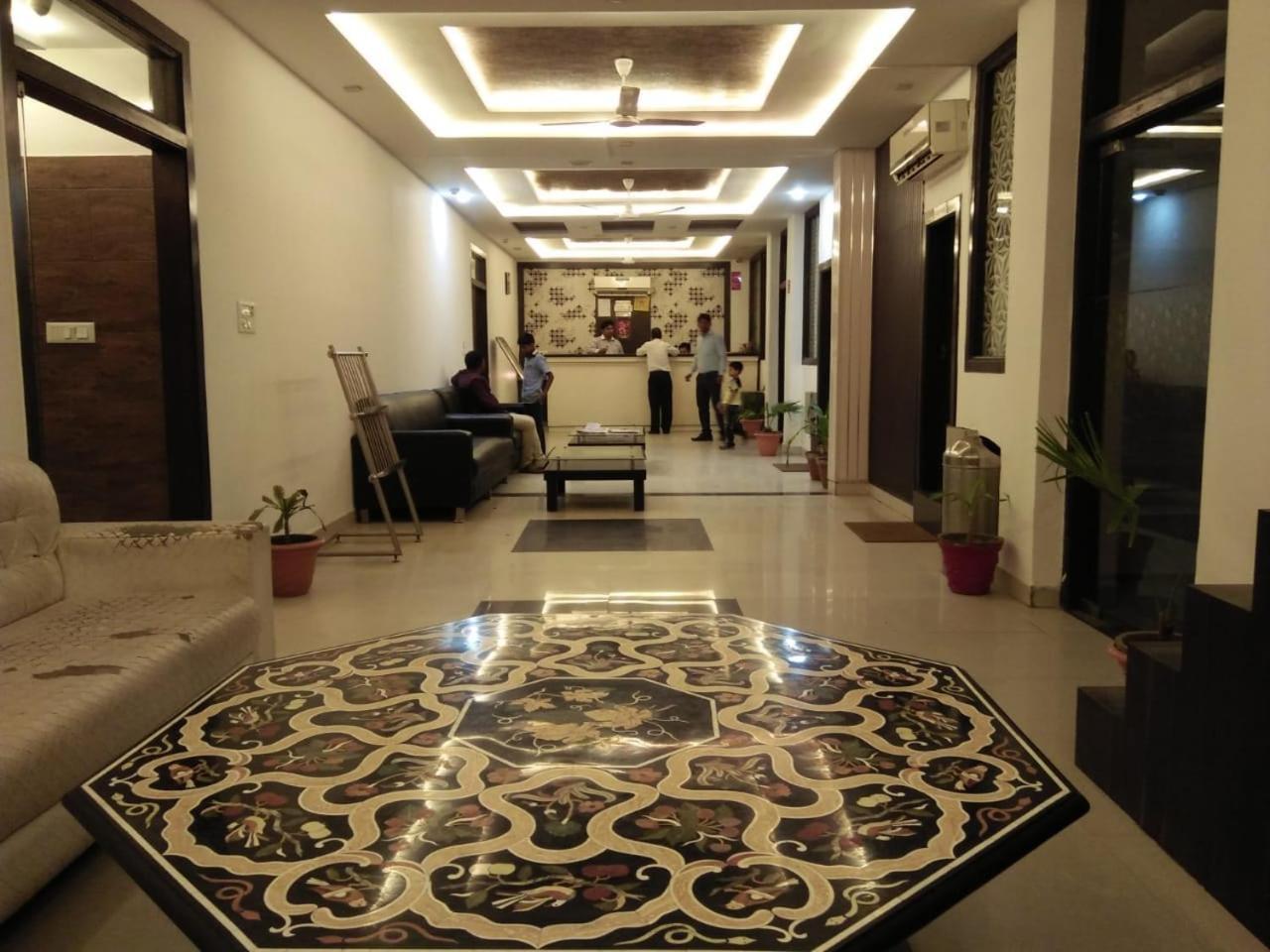 Dazzling East Gate Hotell Agra  Exteriör bild