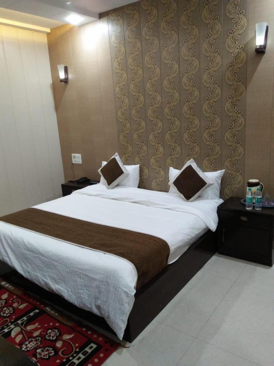Dazzling East Gate Hotell Agra  Exteriör bild